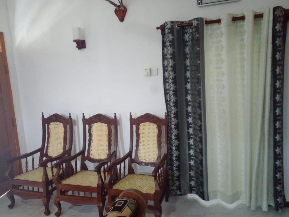Jayanath Villa Boossa Экстерьер фото
