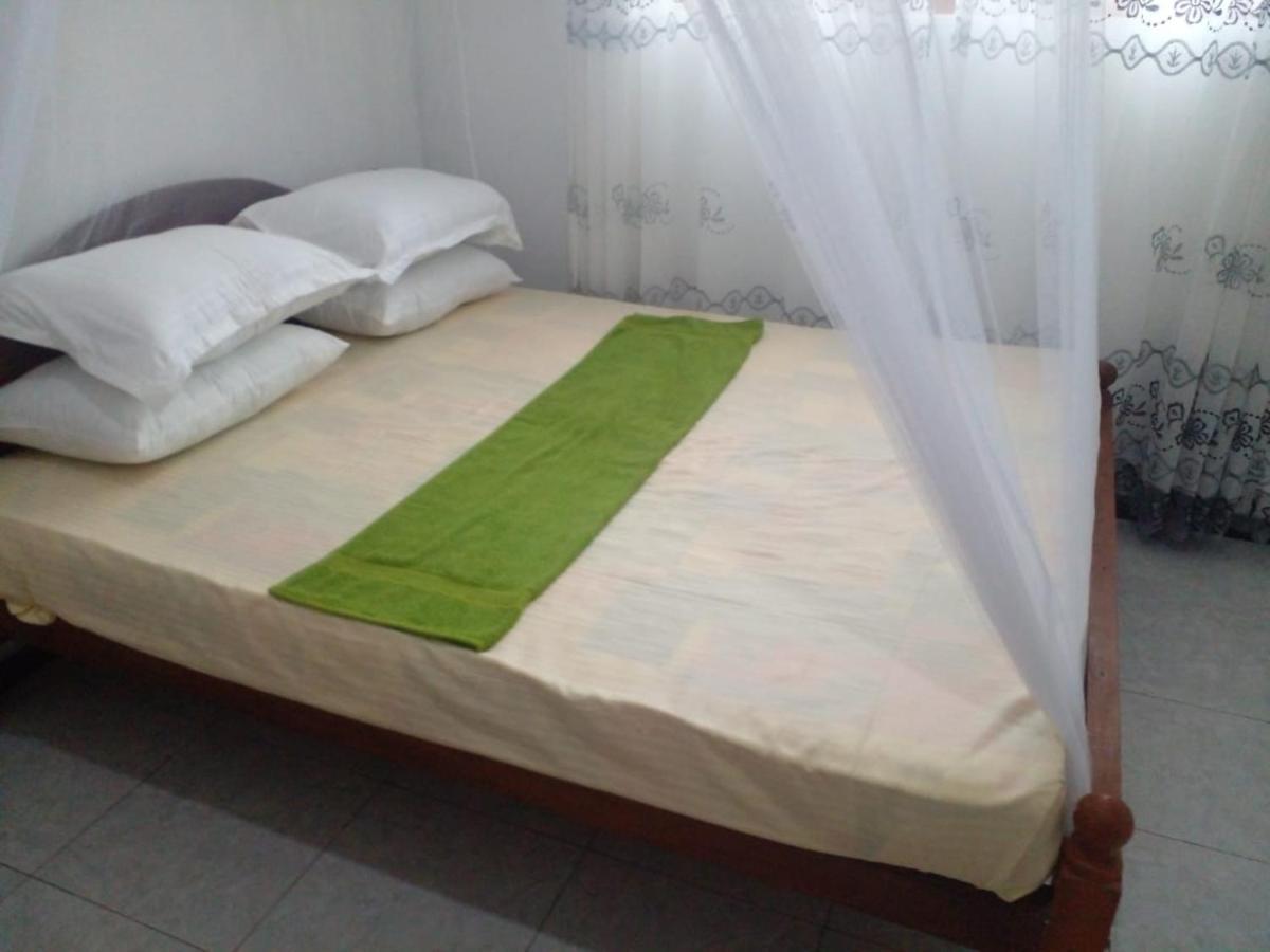 Jayanath Villa Boossa Экстерьер фото